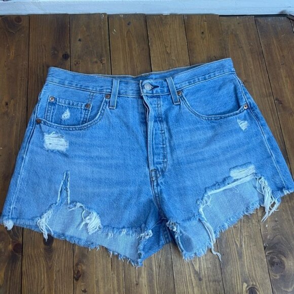 Levi’s 501 hidden button fly Jean shorts size 31 - Picture 1 of 7
